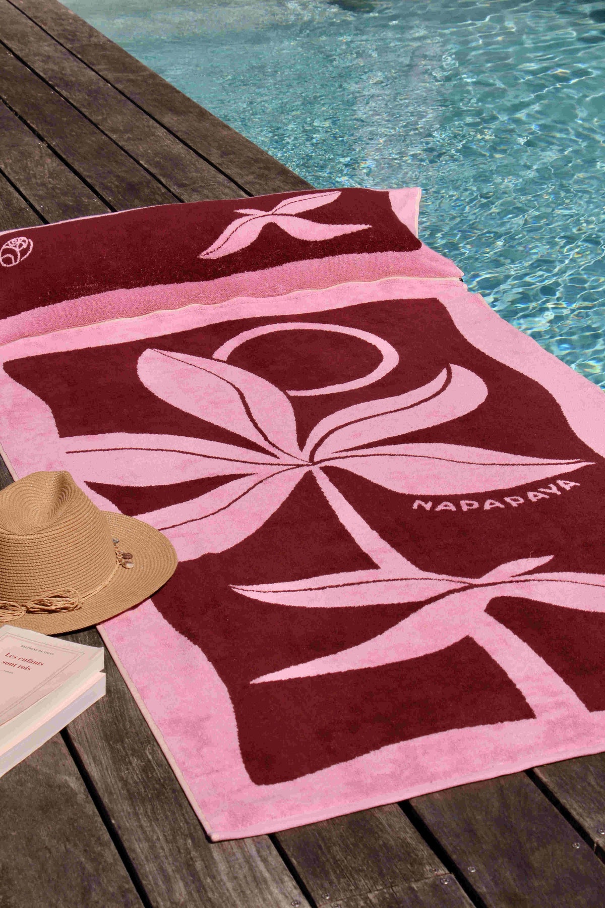 Drap de plage avec oreiller intégré "Manapany"
