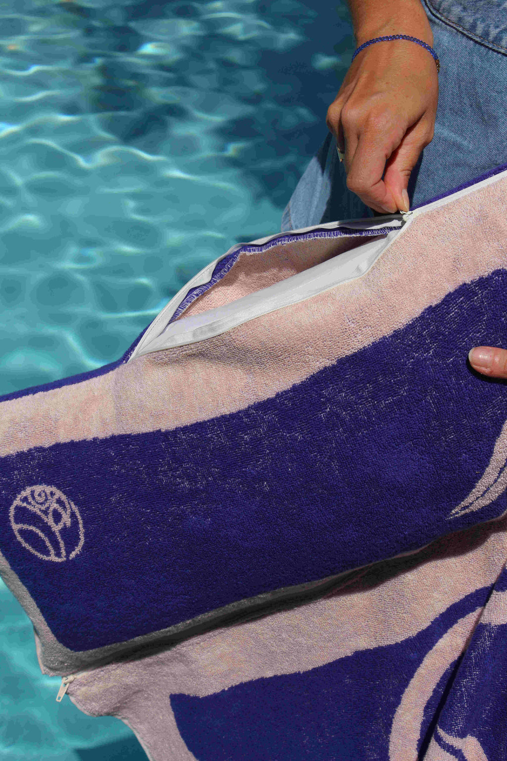 Drap de plage avec oreiller intégré "Raja Ampat"